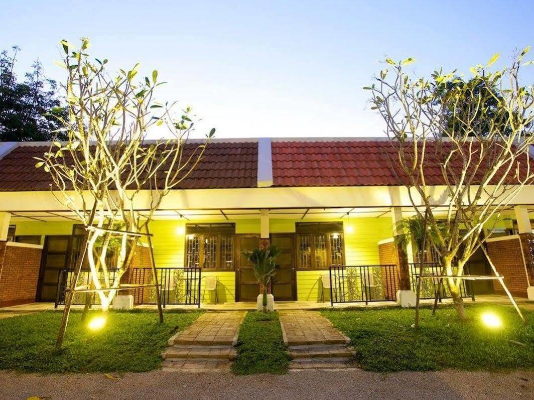 Hotel Siri Lampang Luaran gambar